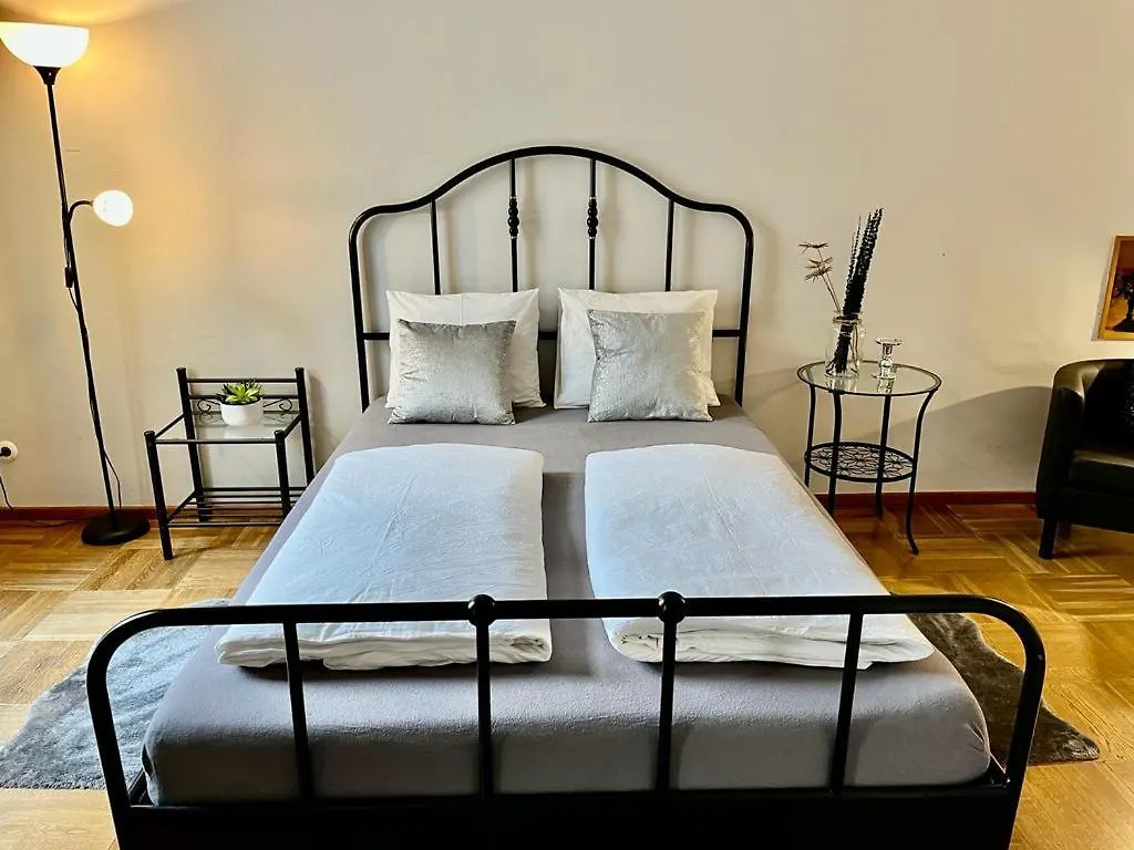 Beautiful City Centre Apartment Wien