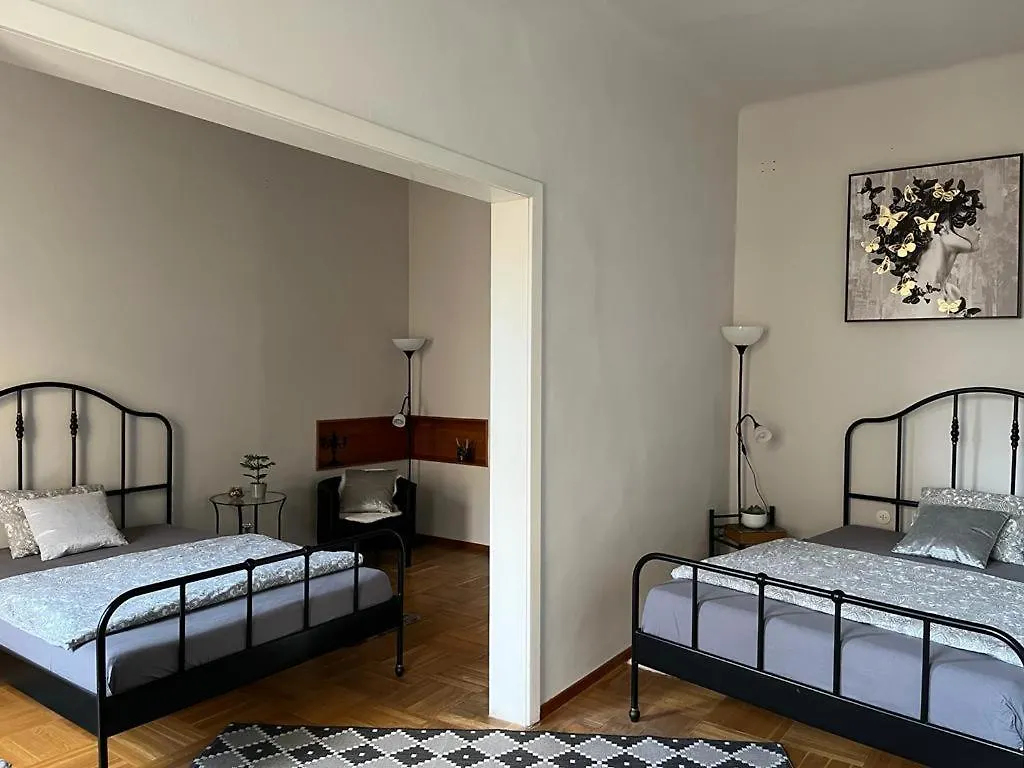 Beautiful City Centre Apartment Vienna